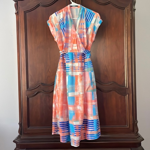 Eva Franco Dresses & Skirts - EVA FRANCO Pastel Print Midi Dress